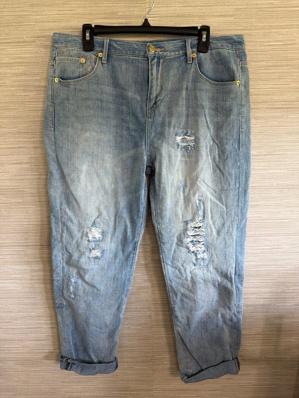 Sass & Bide women's Cropped jeans with embroidered details SZ 32